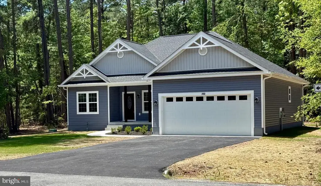 292 Currioman Drive, MONTROSS