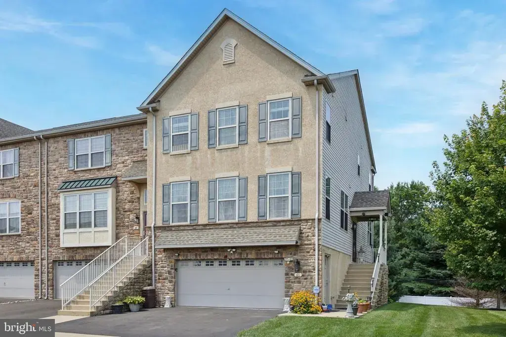 66 Bowman Dr, FEASTERVILLE TREVOSE