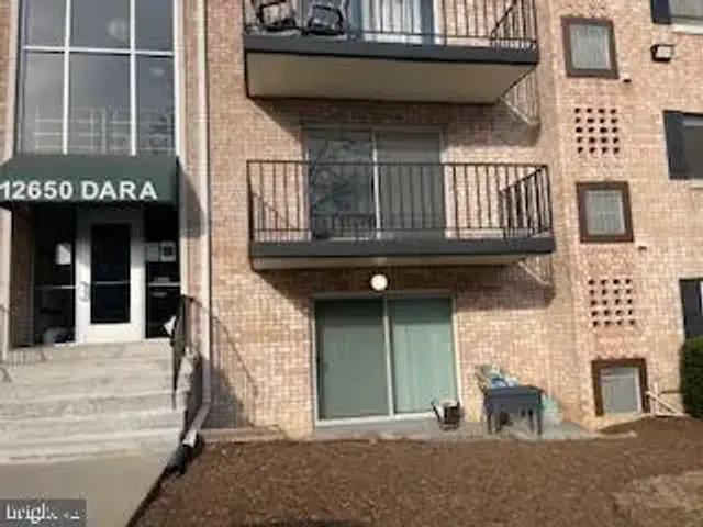 12650 Dara Dr #204, Woodbridge