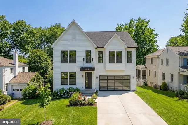 8506 Hempstead Ave, Bethesda