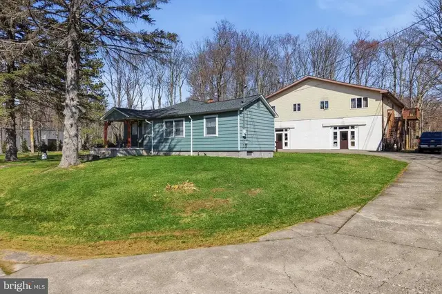 304 Drinker Tpke, Gouldsboro
