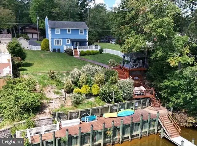 4017 E Baker Ave E, Abingdon