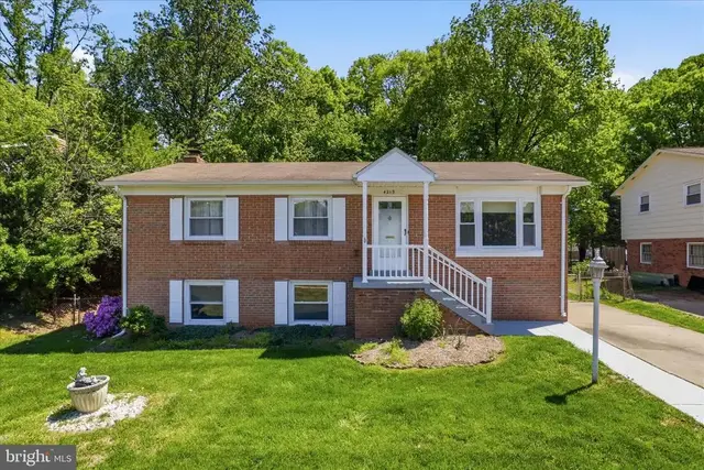4219 Evergreen Dr, Woodbridge