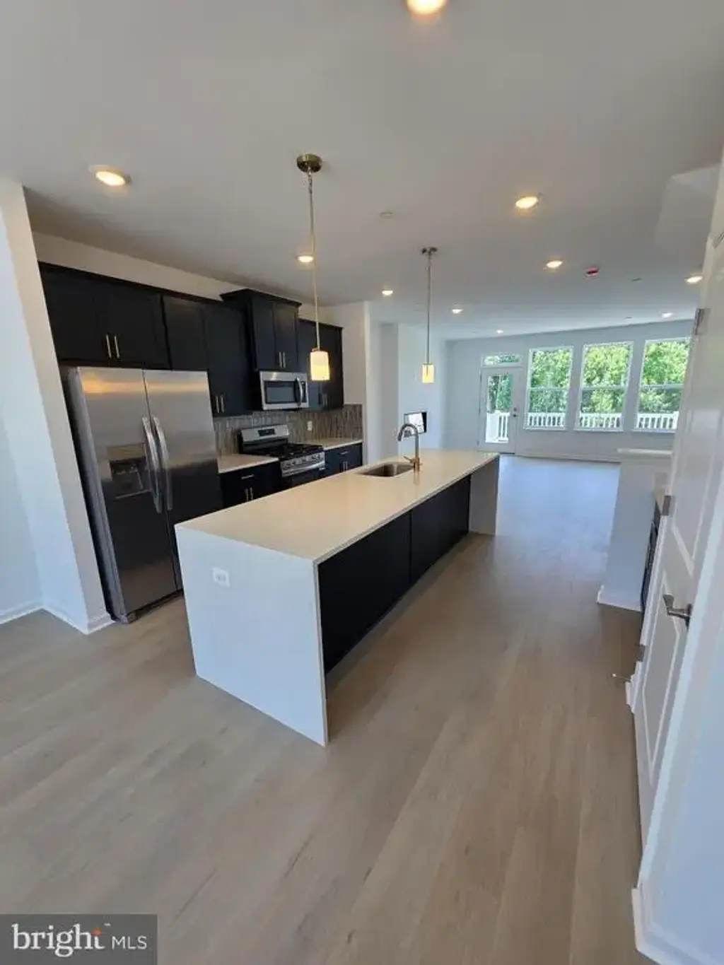 334 Aqua Sq #175, EDGEWOOD