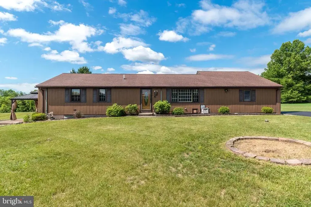 1613 N 5th St, PERKASIE