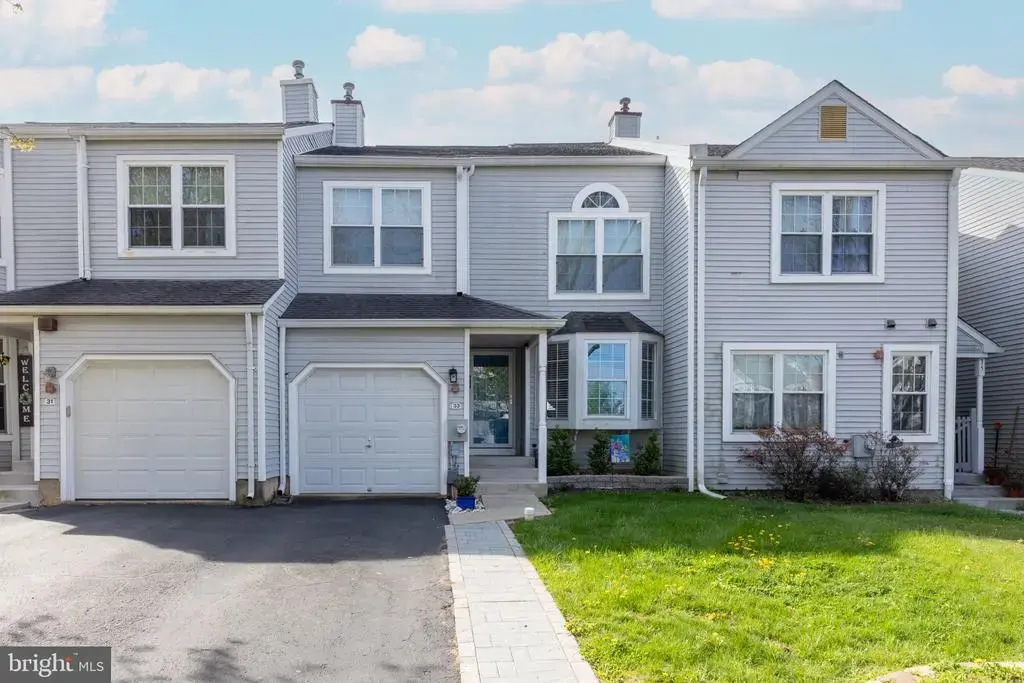 33 Skyview Way, NEWTOWN