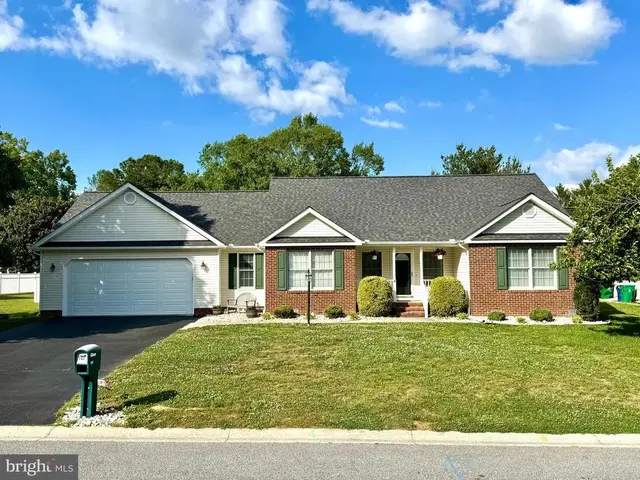 102 N High Hill Rd, Camden Wyoming