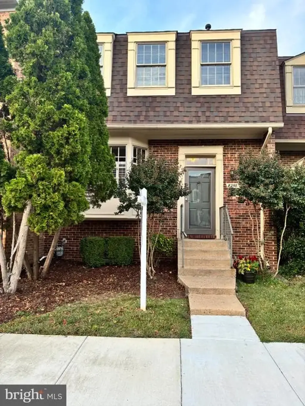 8258 Cedar Landing Ct, ALEXANDRIA
