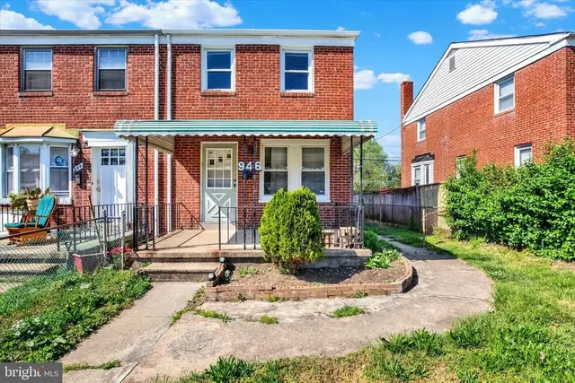 946 Middlesex Rd, Essex