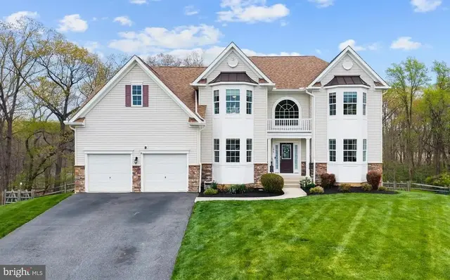 196 Shannon Blvd, Middletown