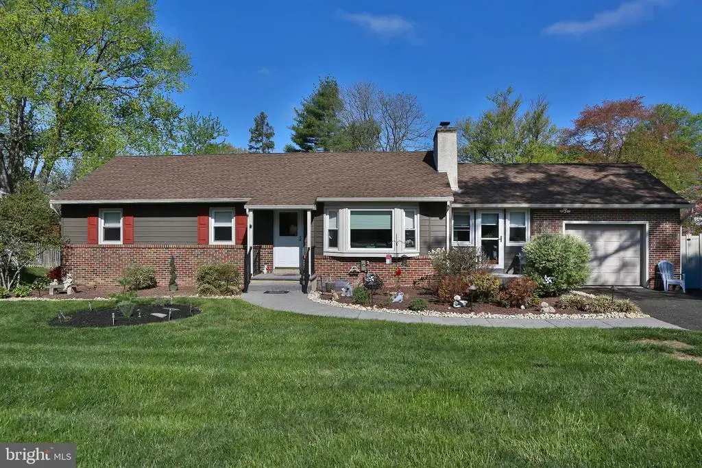 158 S Shady Retreat Rd, DOYLESTOWN