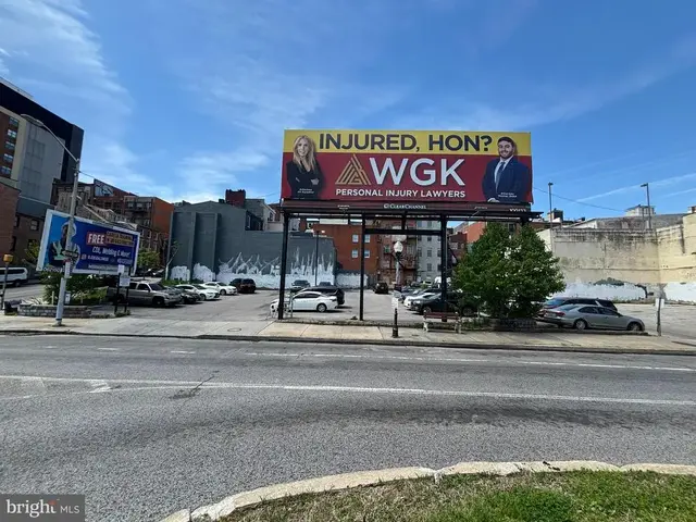 408 Saint Paul St, Baltimore
