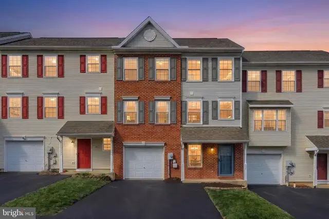 204 Country Ridge Dr, Red Lion