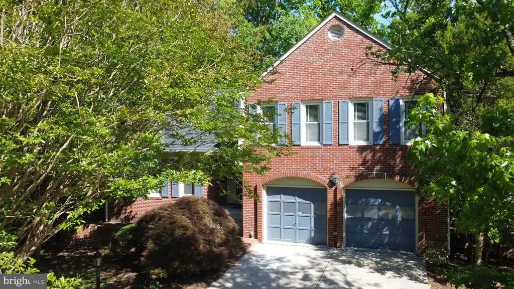 44 Carrollton Rd, STERLING