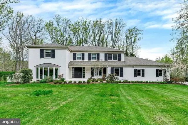 9 Crestline Ct, Owings Mills