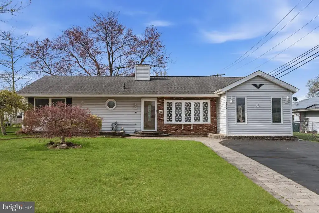 802 Eldridge Rd, FAIRLESS HILLS