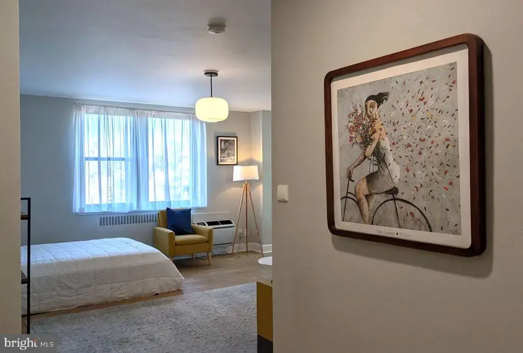 2601 Pennsylvania Ave #403, PHILADELPHIA