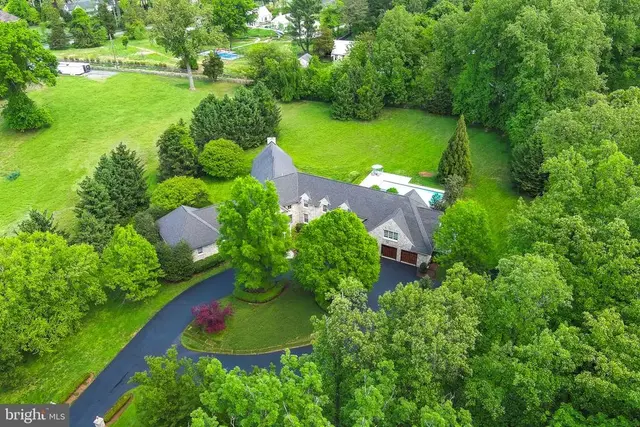 9001 Persimmon Tree Rd, Potomac