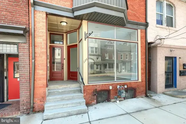 136 Main St S #1, Spring Grove