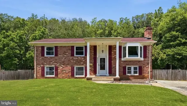 4527 Glendale Rd, Woodbridge