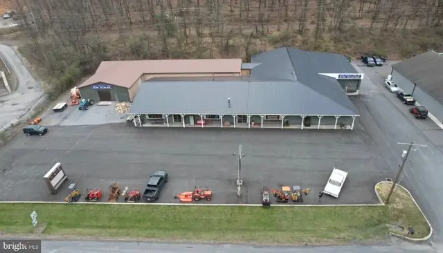 561 W Penn Pike, Tamaqua