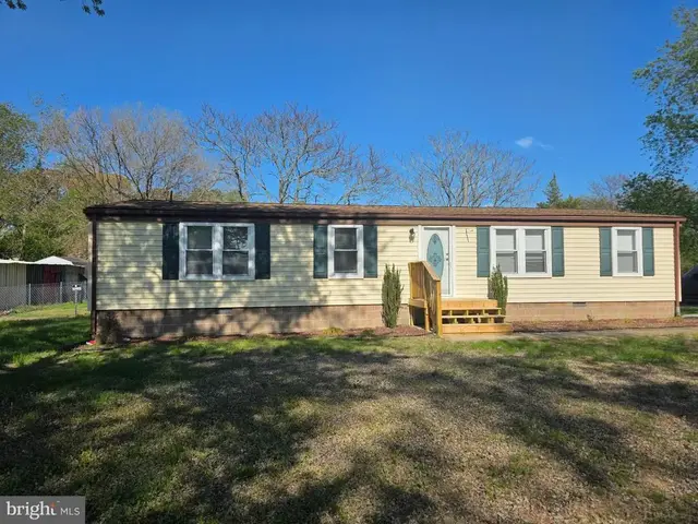 150 West St, Magnolia