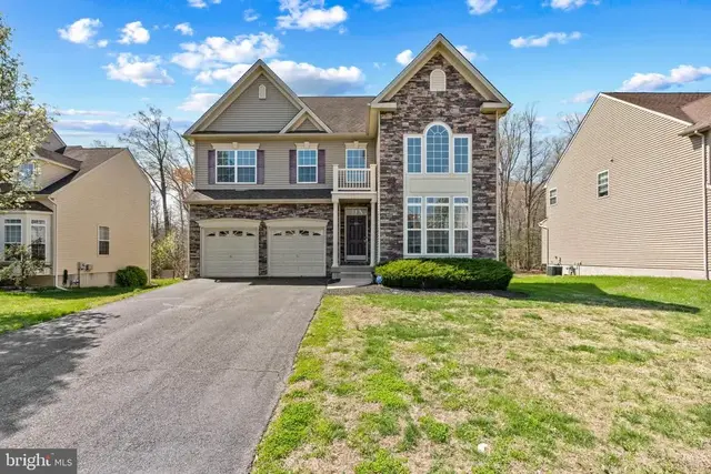 318 Topaz Cir, Dover