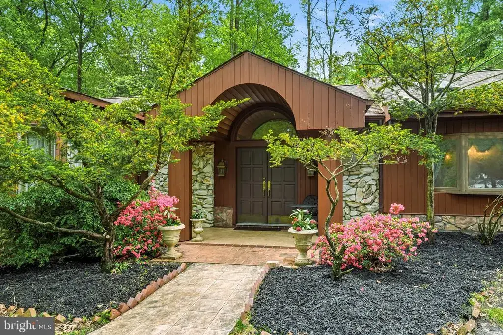 1112 Winding Dr, CHERRY HILL