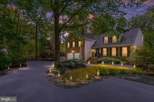 305 Charles Hall Dr, Millersville
