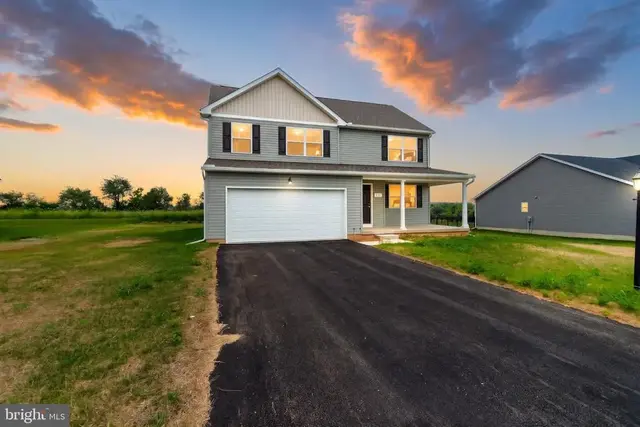 322 Valley View Cir #138, York