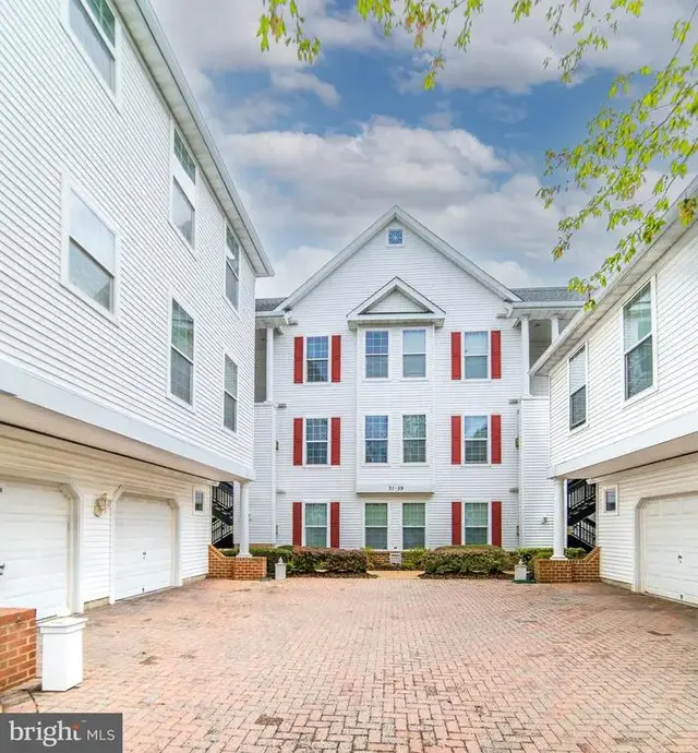 55 Hawk Rise Ln #303, Owings Mills