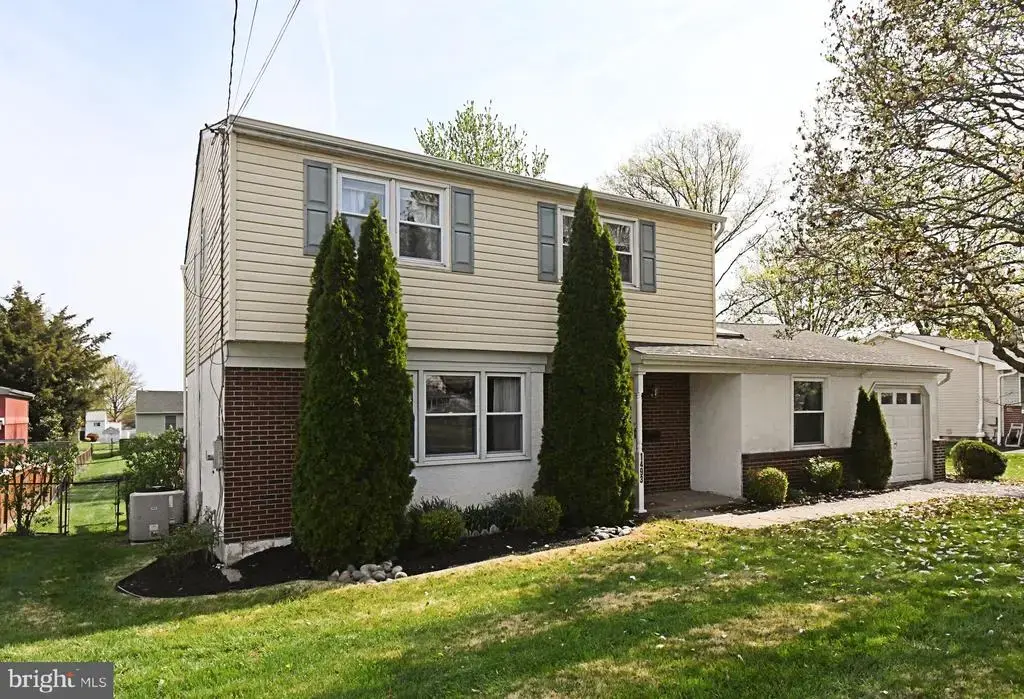 1493 Bradley Ln, WARMINSTER