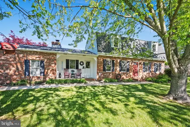 310 Great Oak Dr, Middletown