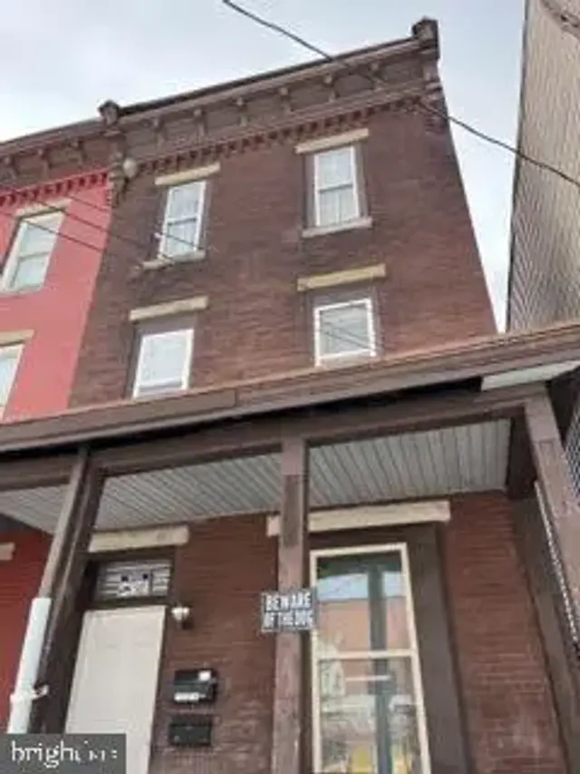 1353 Vernon St, Harrisburg
