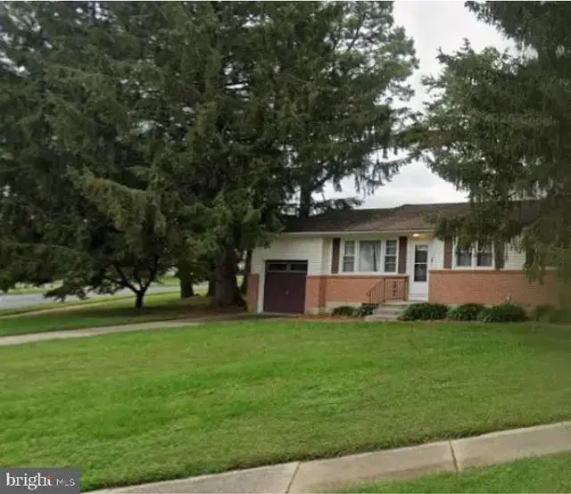 166 Turner Dr, Dover