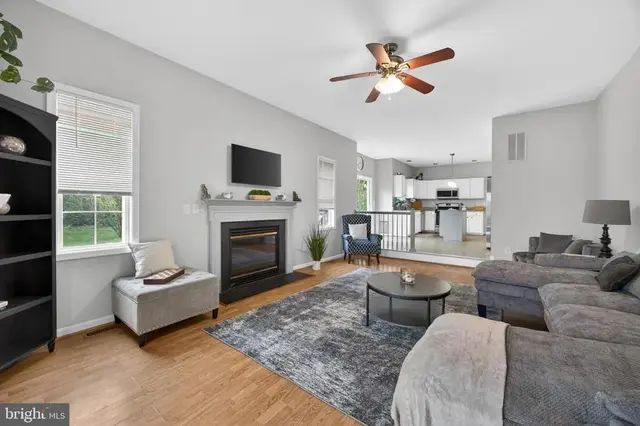 404 Queens Colony High Rd, Stevensville