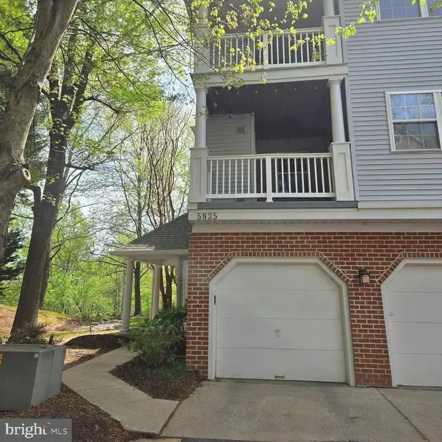 5835 Wyndham Cir #201, Columbia