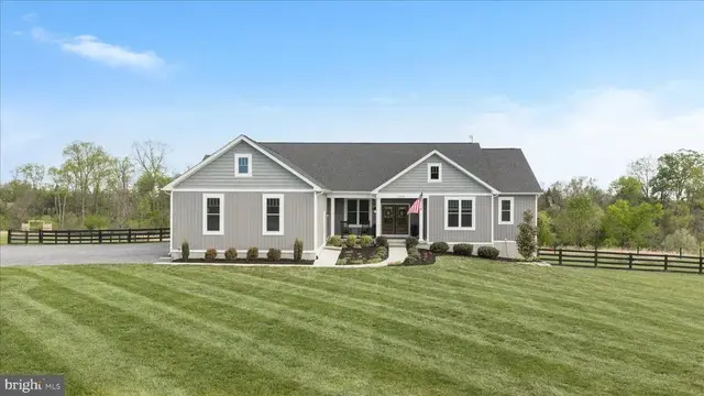 1015 Redbud Rd, Winchester