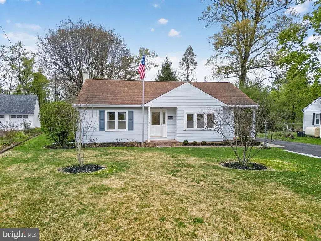 747 N Chubb Dr, DOYLESTOWN