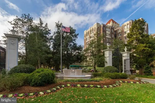 4000 Cathedral Ave Nw #534b, Washington