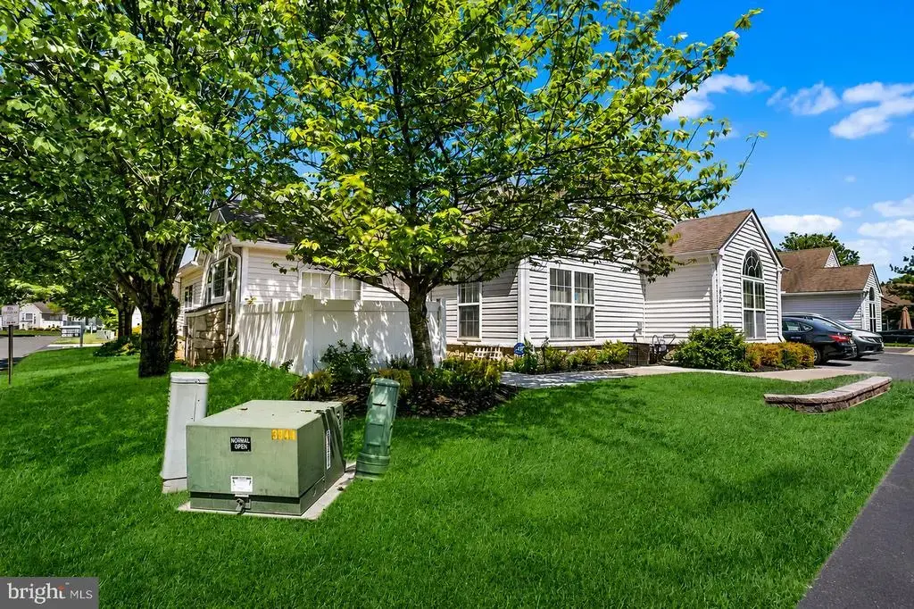 172 Federal Point Blvd, LAWRENCE TOWNSHIP
