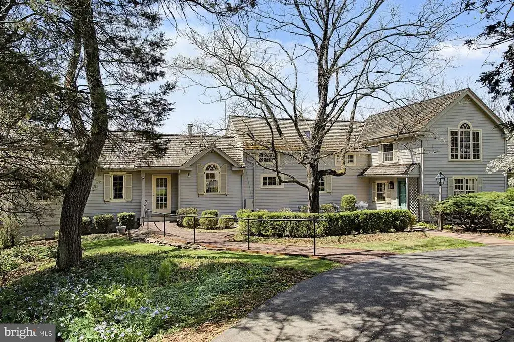 542 Headquarters Rd, OTTSVILLE