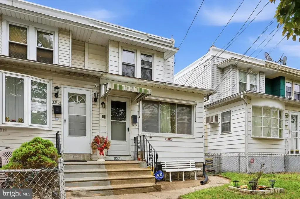 1817 45th St, PENNSAUKEN