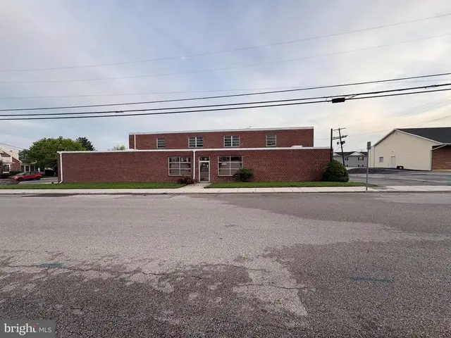 25 Maple Ave, Hanover