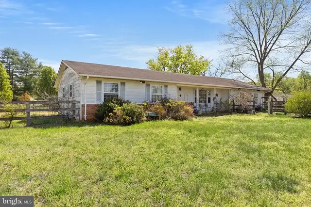 12101 Greenwood Rd, Orange