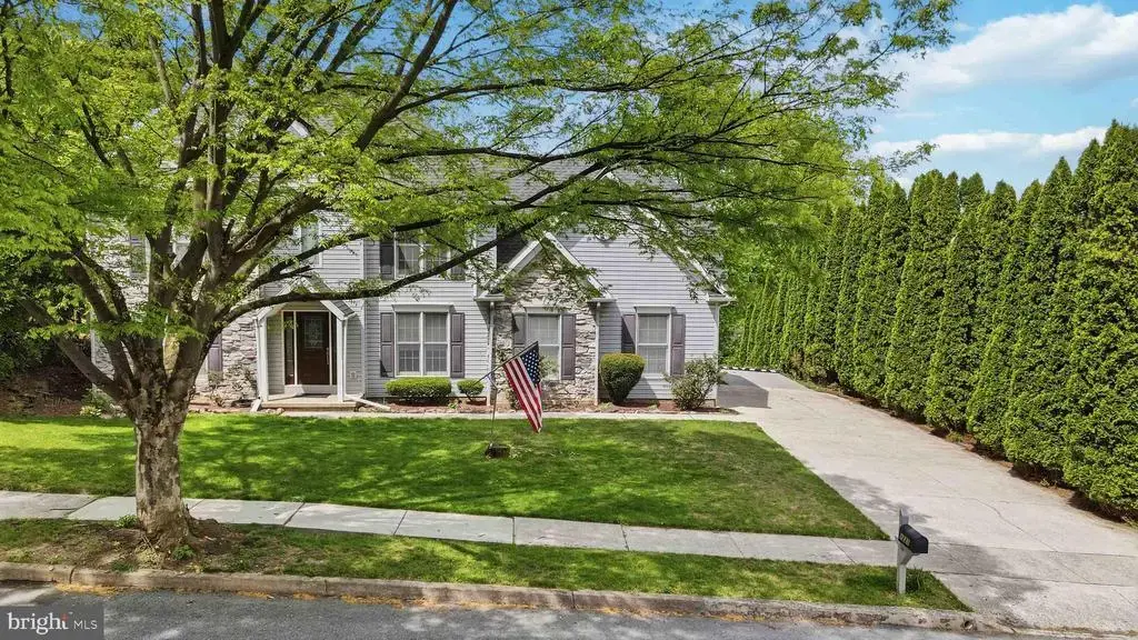 1221 Jill Dr, HUMMELSTOWN