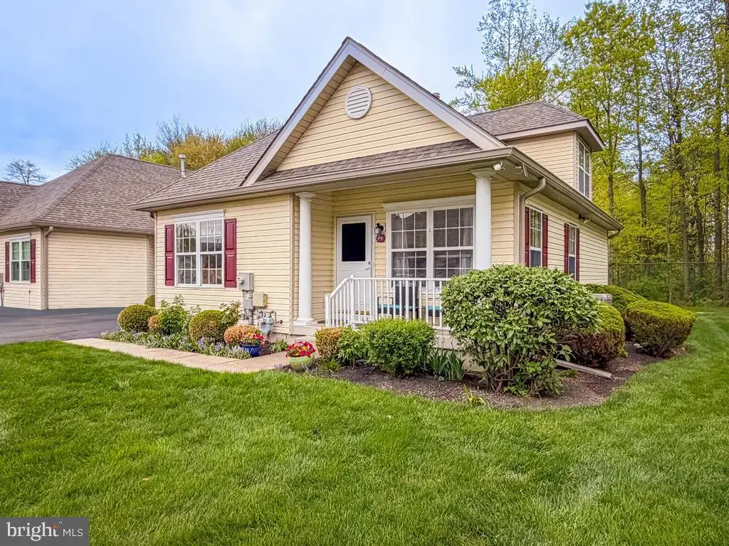 44 Regents Ct, BENSALEM