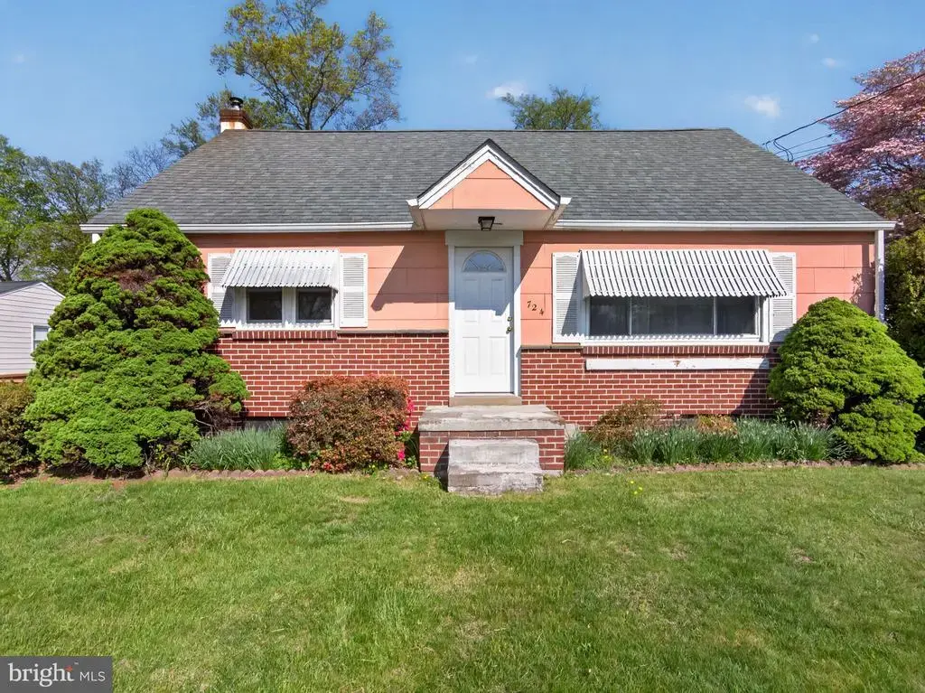 724 S 9th St, PERKASIE