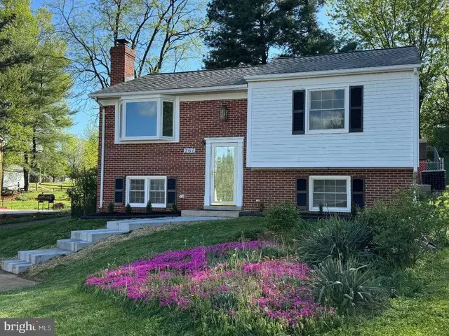 267 Longford Ct, Frederick