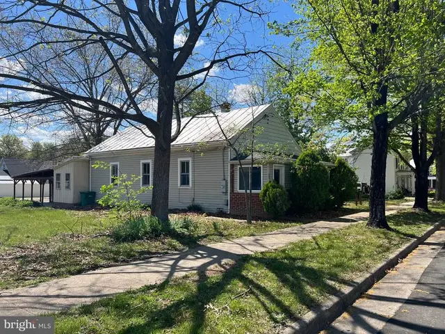 203 Sixth St, Grottoes
